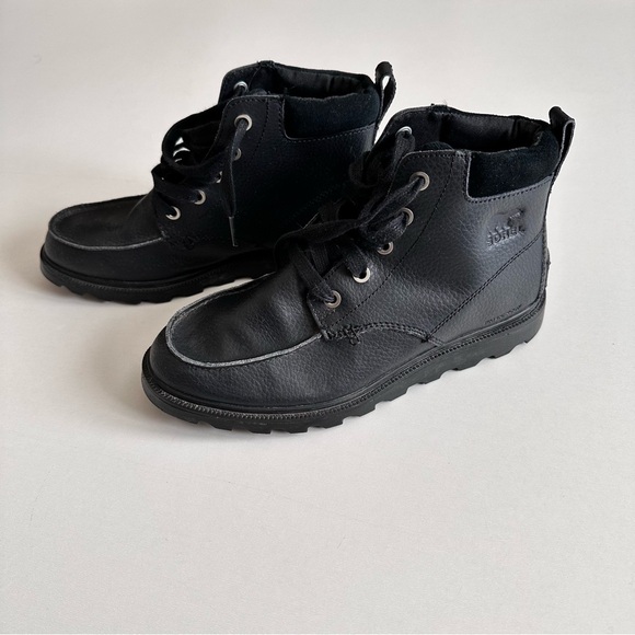 SOREL Madson Black Waterproof Boots Size